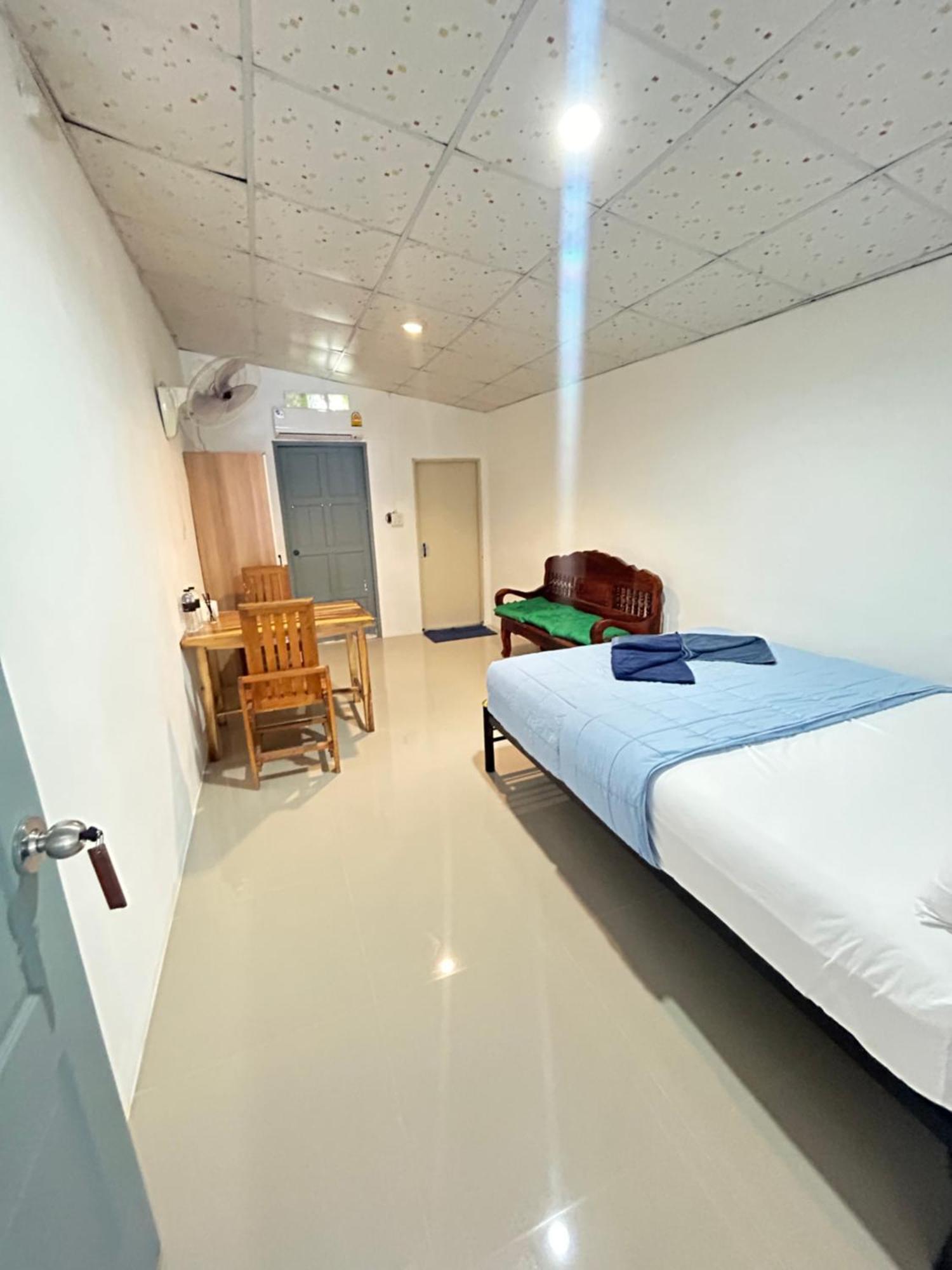 Just Sleep Hotel เกาะลันตา ภายนอก รูปภาพ